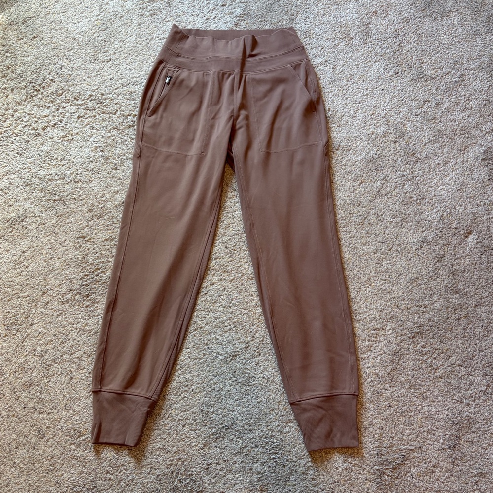 Athleta Venice high rise jogger- like new - Picture 2 of 6